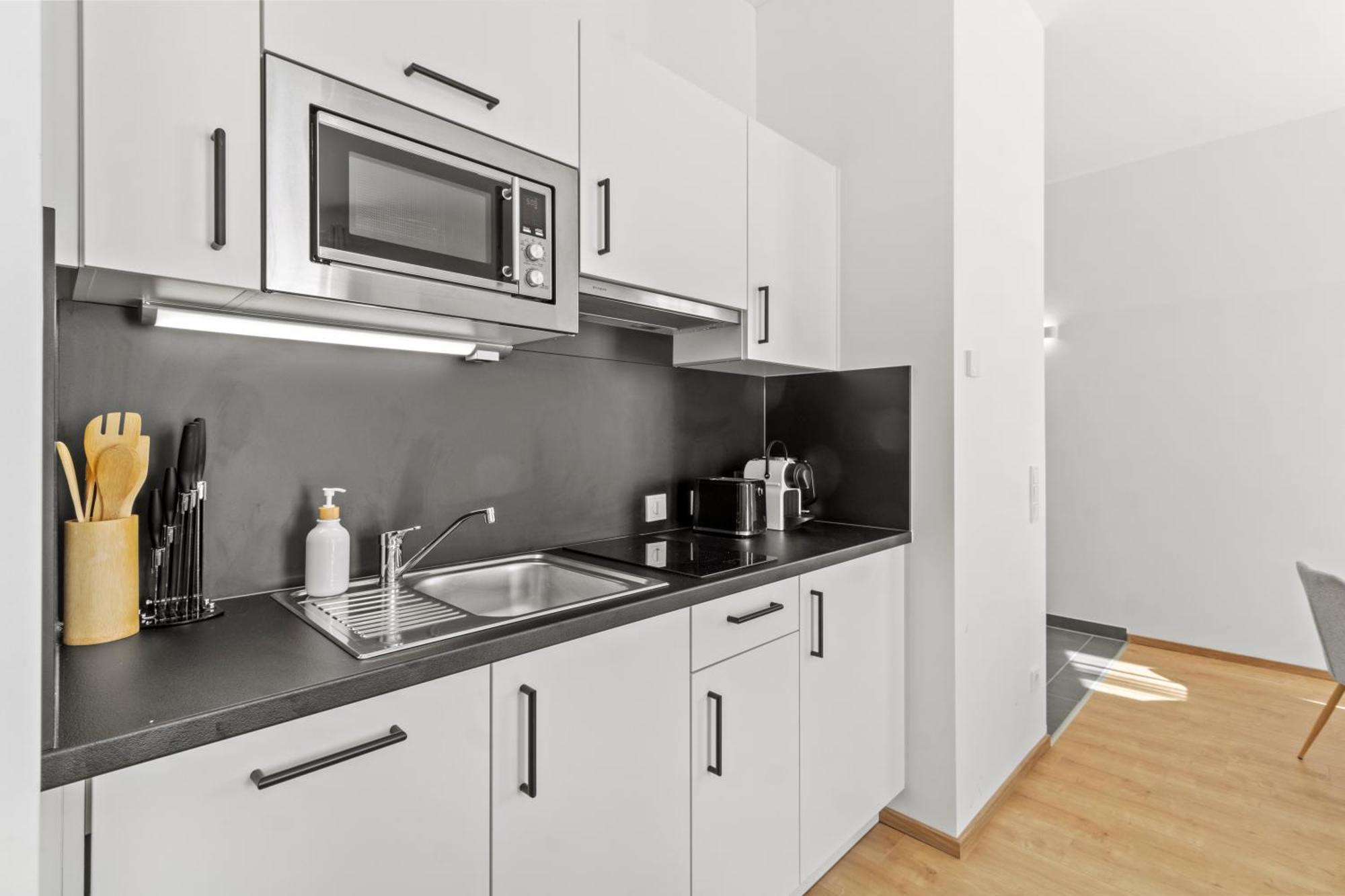 4 Min To Metro I 12 Min To Inner I Wifi Apartment Wien